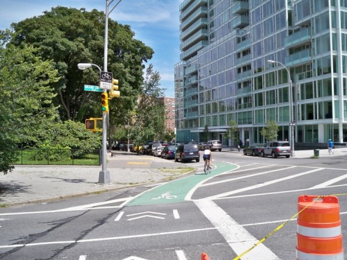 Protected Grand Army Plaza cycle track gives way to painted bike lane (photo by Aaron Dalton)